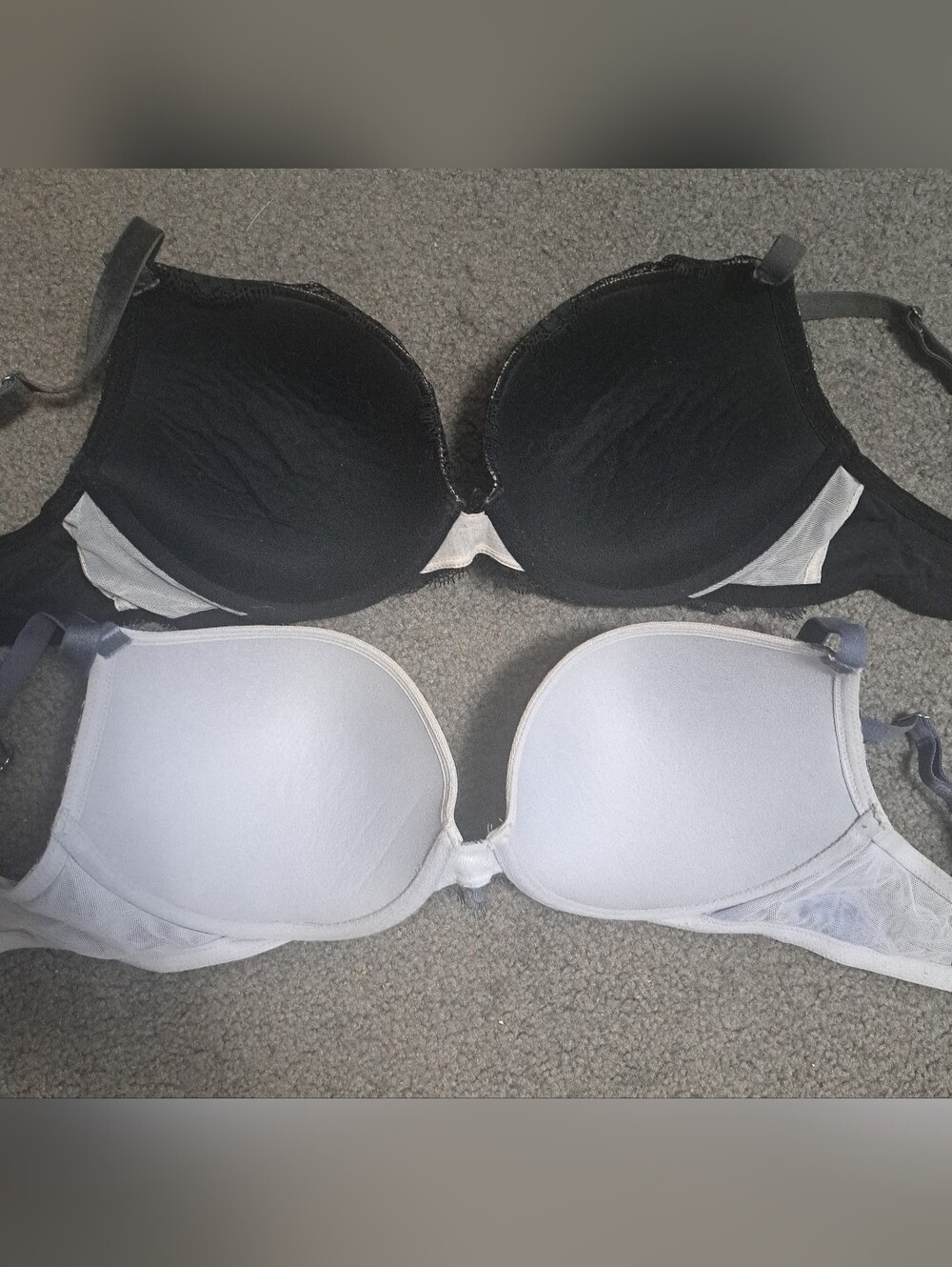 Victoria's Secret Lace Overlay Push-Up Bra Bundle In Size 34D - Picture 2 of 3